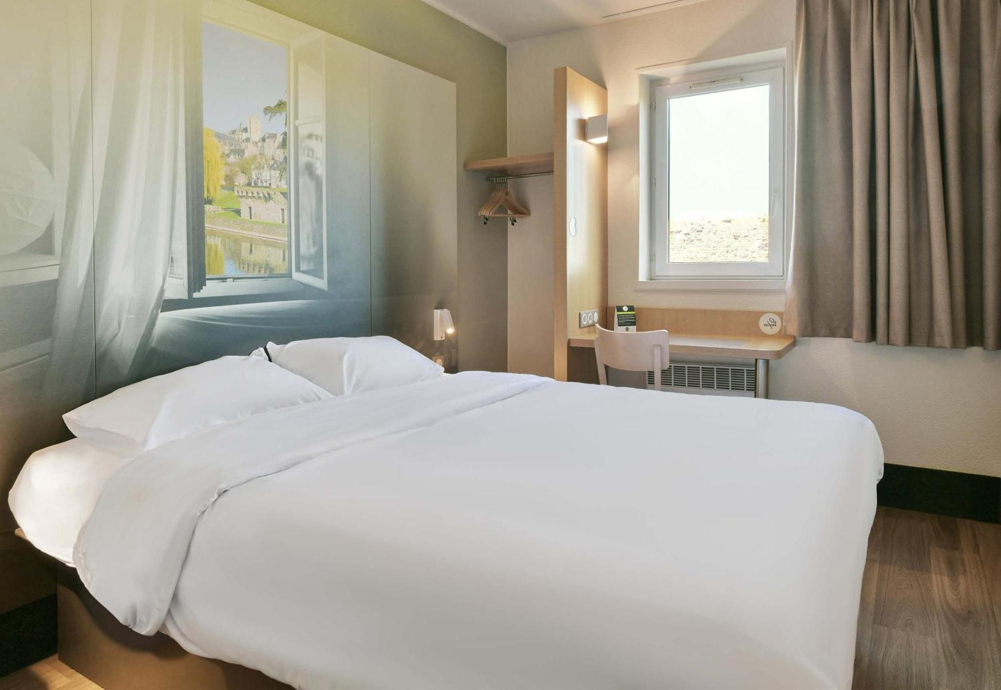 B&B Hotel Le Mans Nord 1 サン・サテュルナン エクステリア 写真