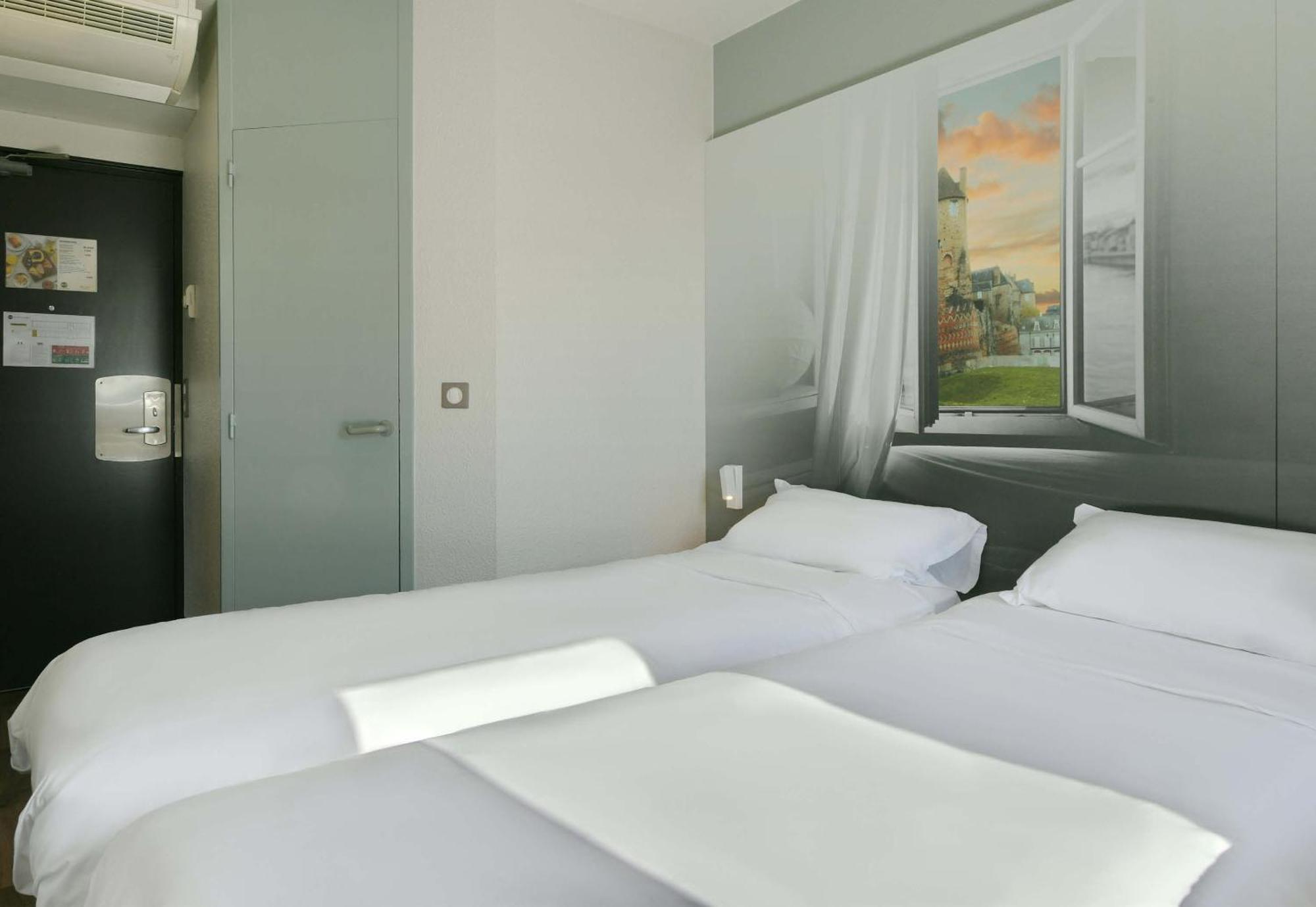 B&B Hotel Le Mans Nord 1 サン・サテュルナン エクステリア 写真